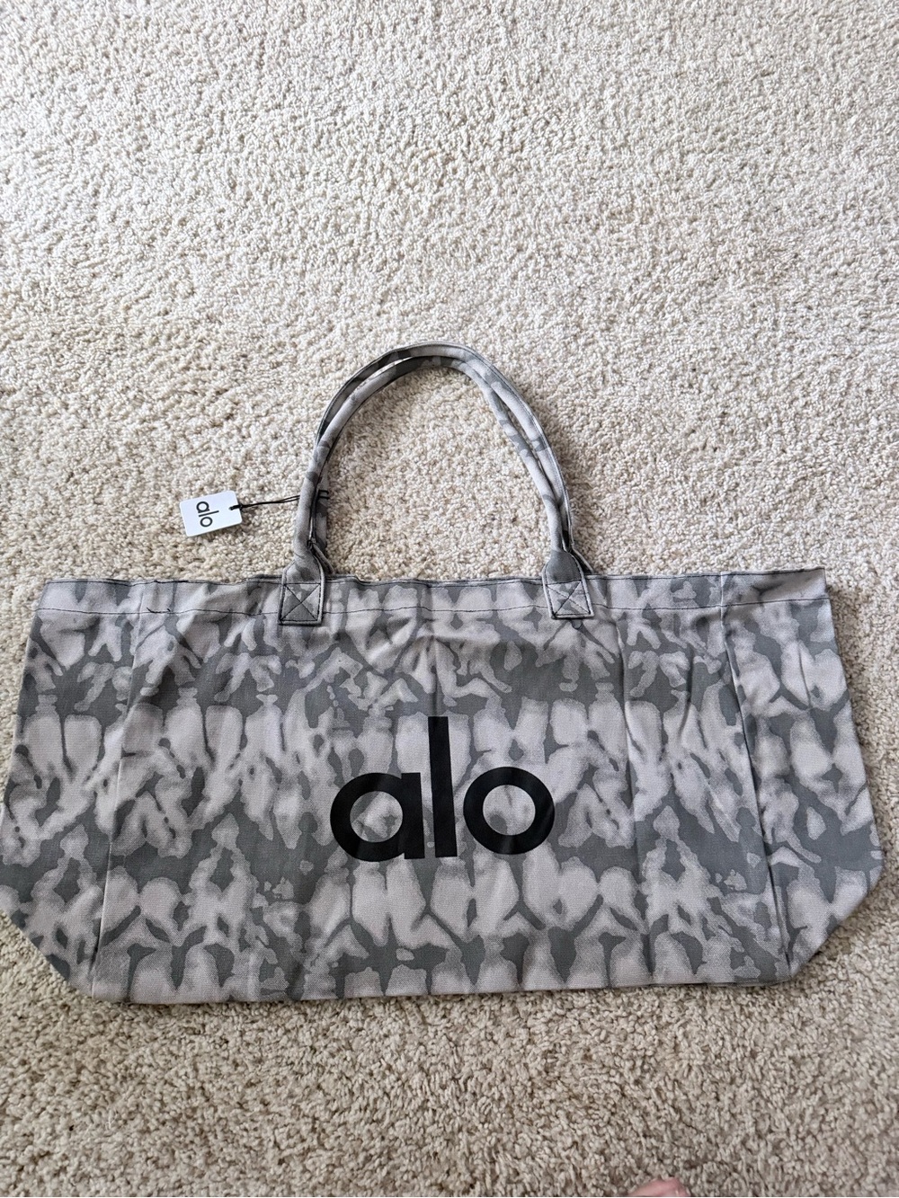 ALO Yoga Gray Tie-Dye Logo Tote